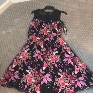 Tahari sleeveless midi dress with colorful fabric